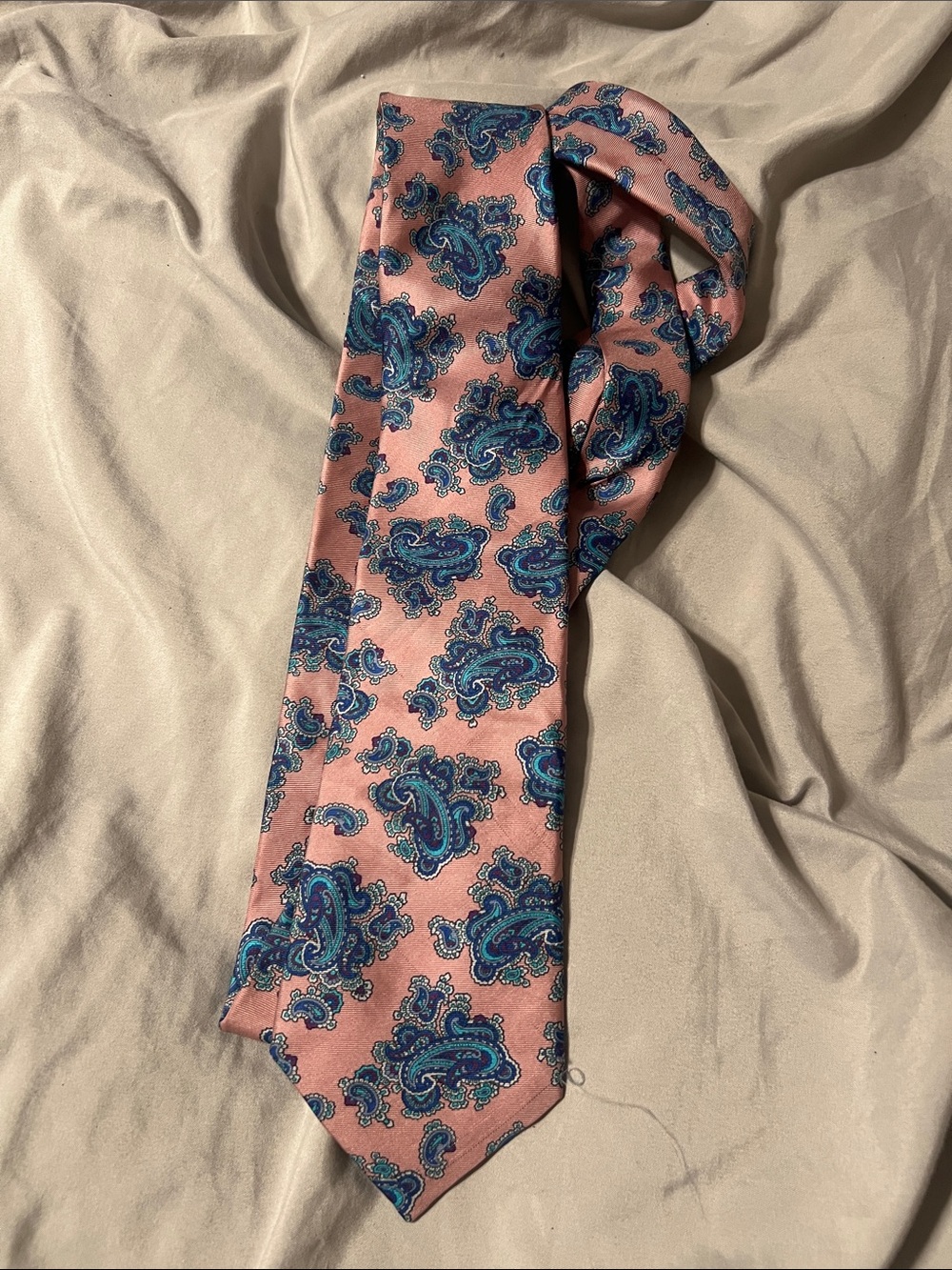 Geoffrey Beene Pink Tie with Blue Paisley